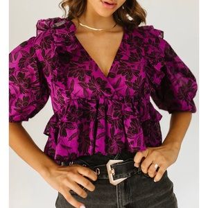NWT PURPLE/BLACK PUFF SLEEVE PEPLUM FLORAL CROP TOP SZ LARGE